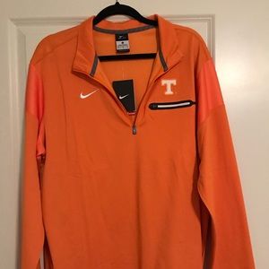 Nike long sleeve men’s pullover
